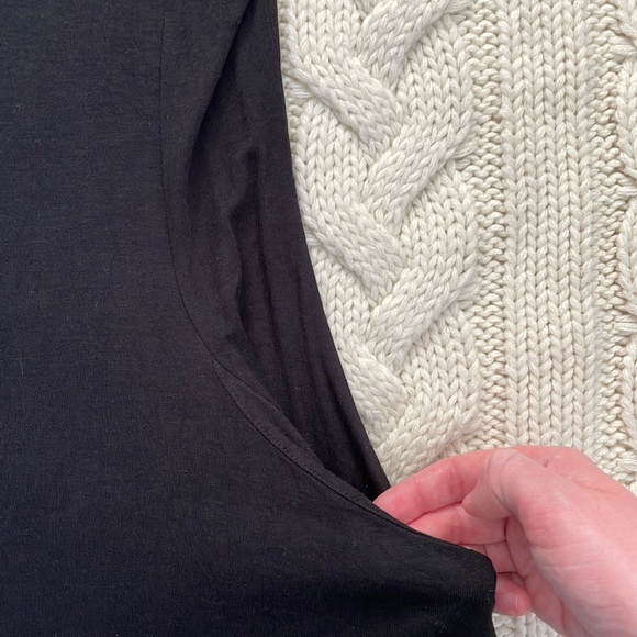 🌼2 for $20🌼 Black Criss Cross Front T-Shirt Dress w/ Pockets - Picture 6 of 8